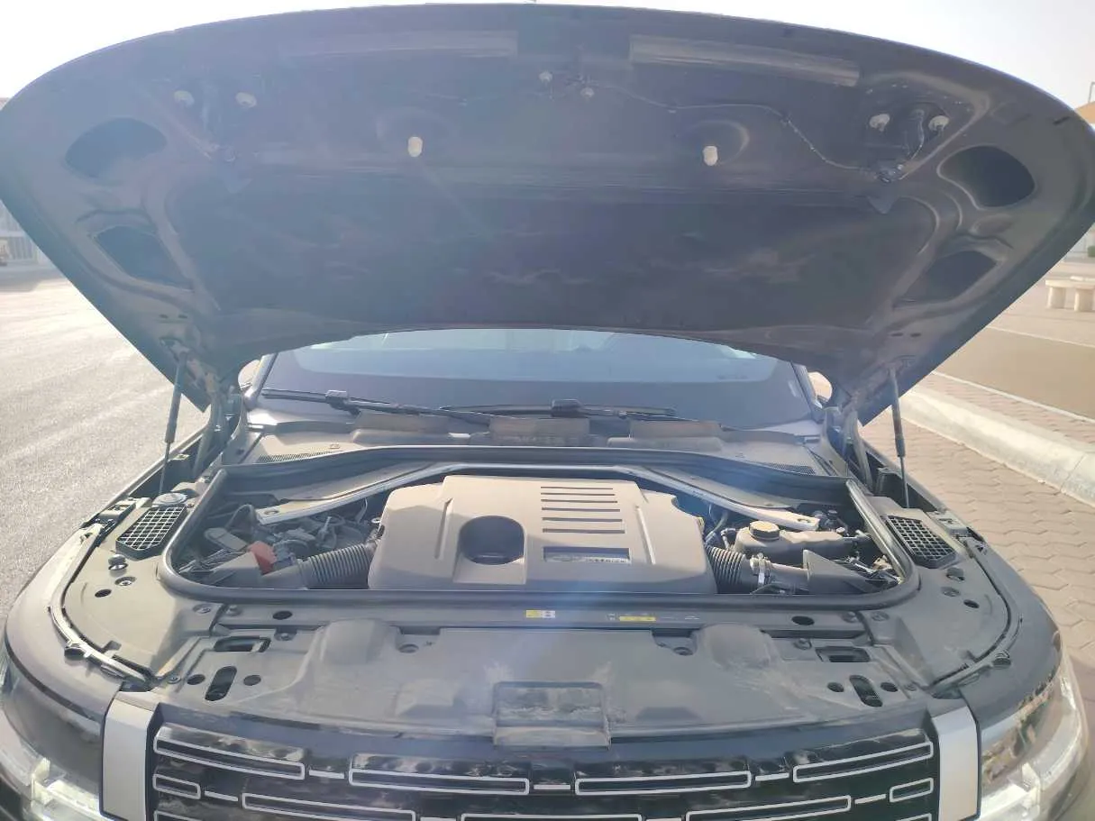 Car image 40