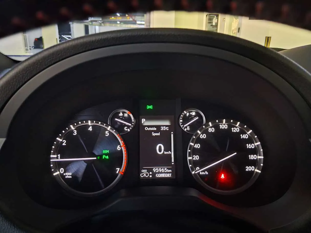 Car image 20