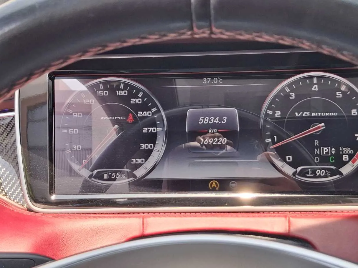 Car image 19
