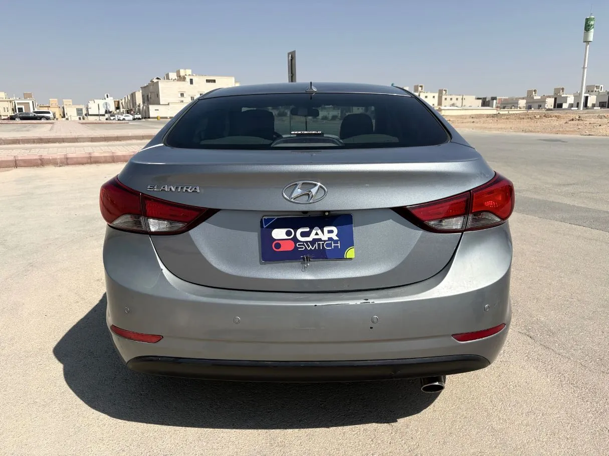 Car image 6
