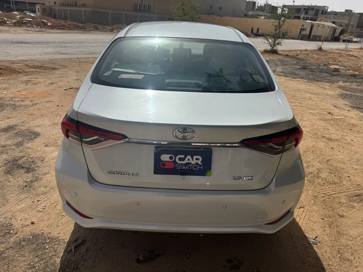 Car image 6