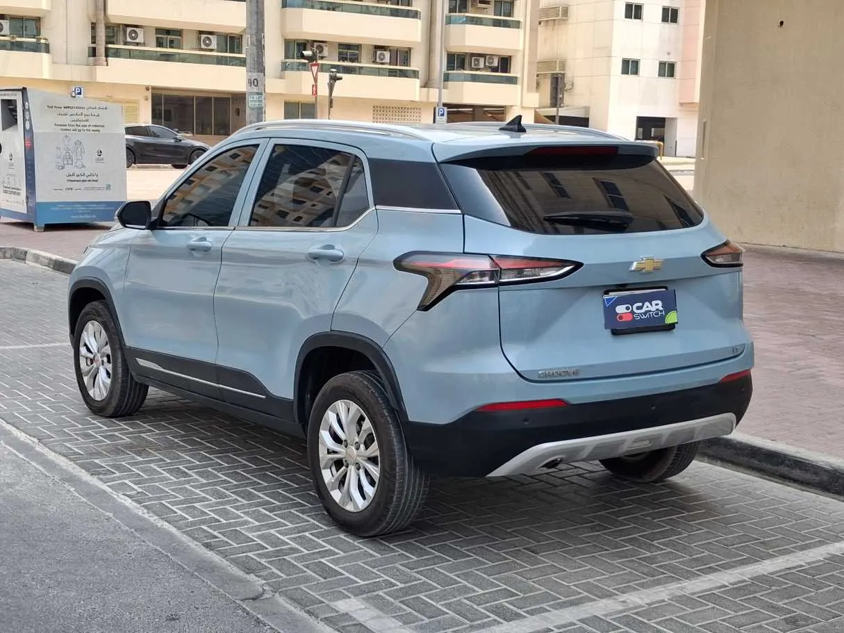 Car image 5