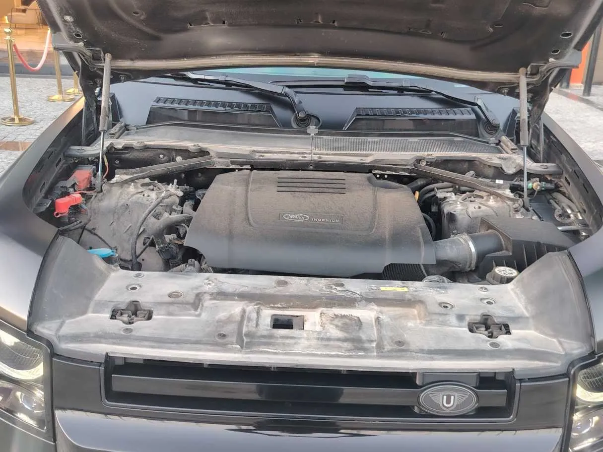 Car image 36