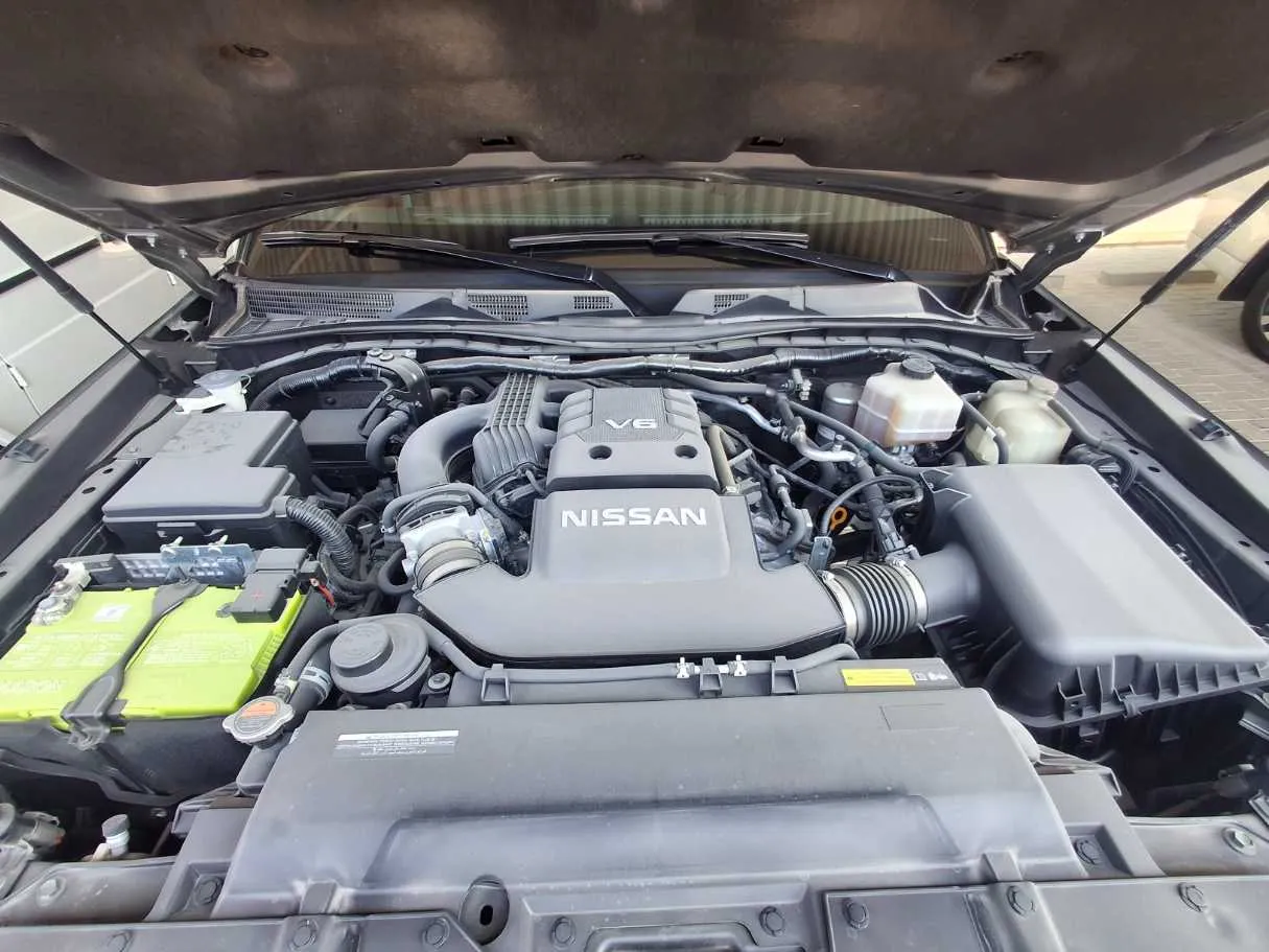 Car image 19