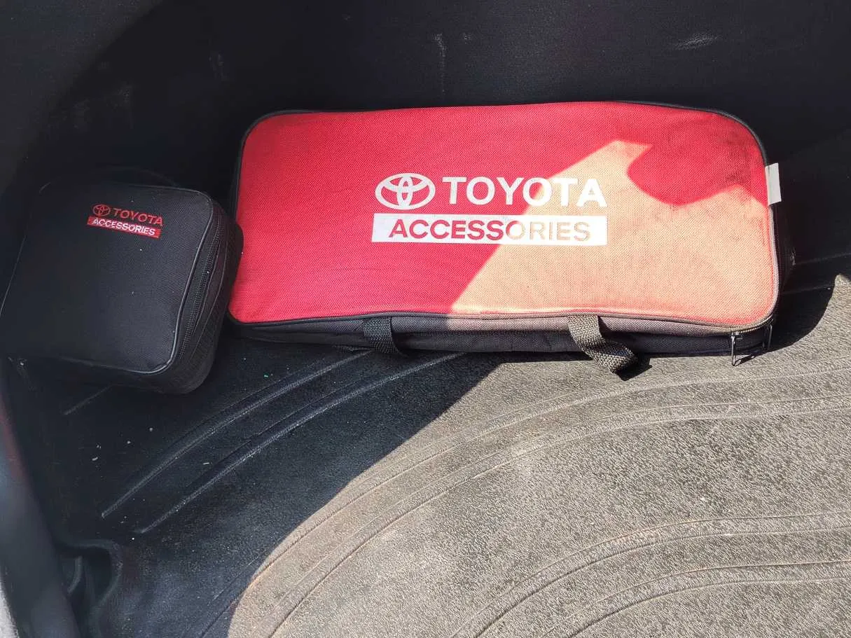 Car image 31