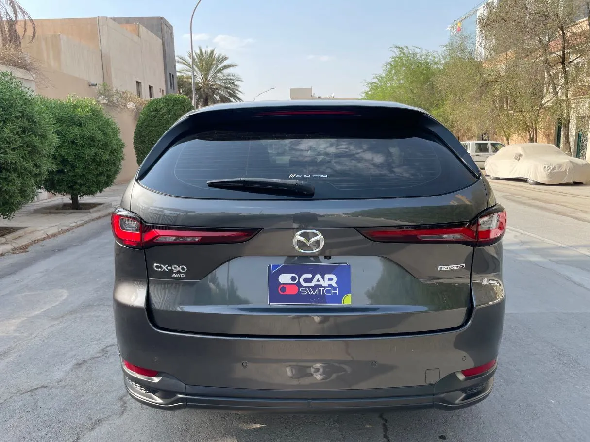 Car image 6