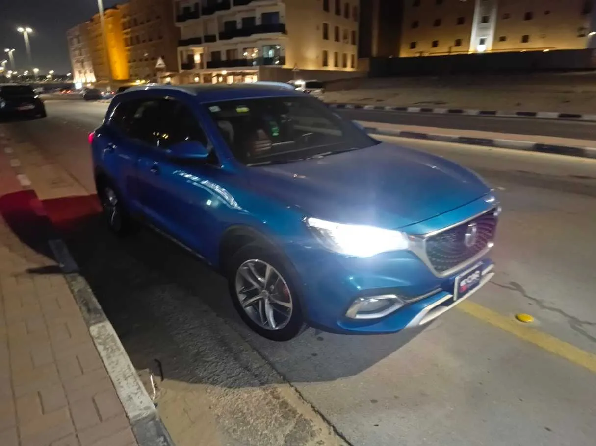 Car image 11