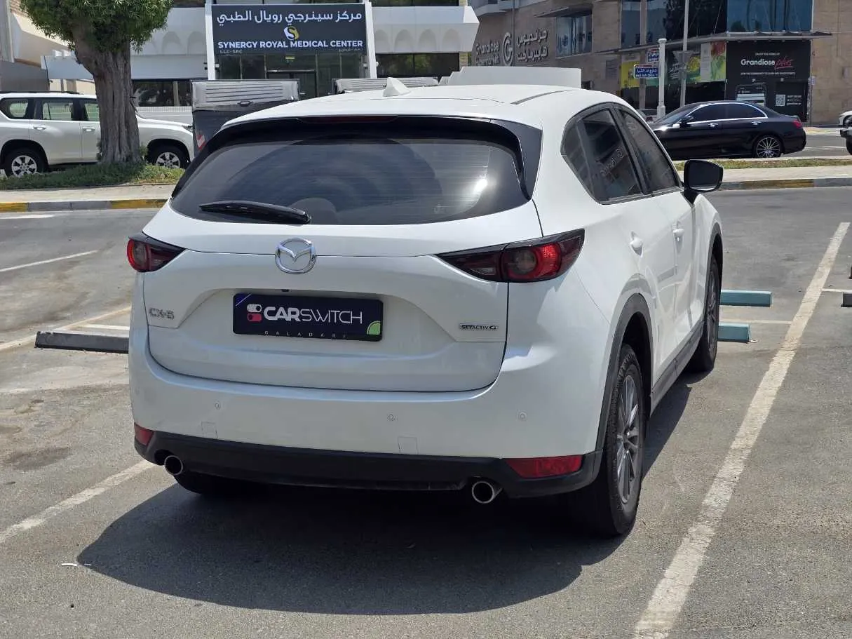 Car image 5