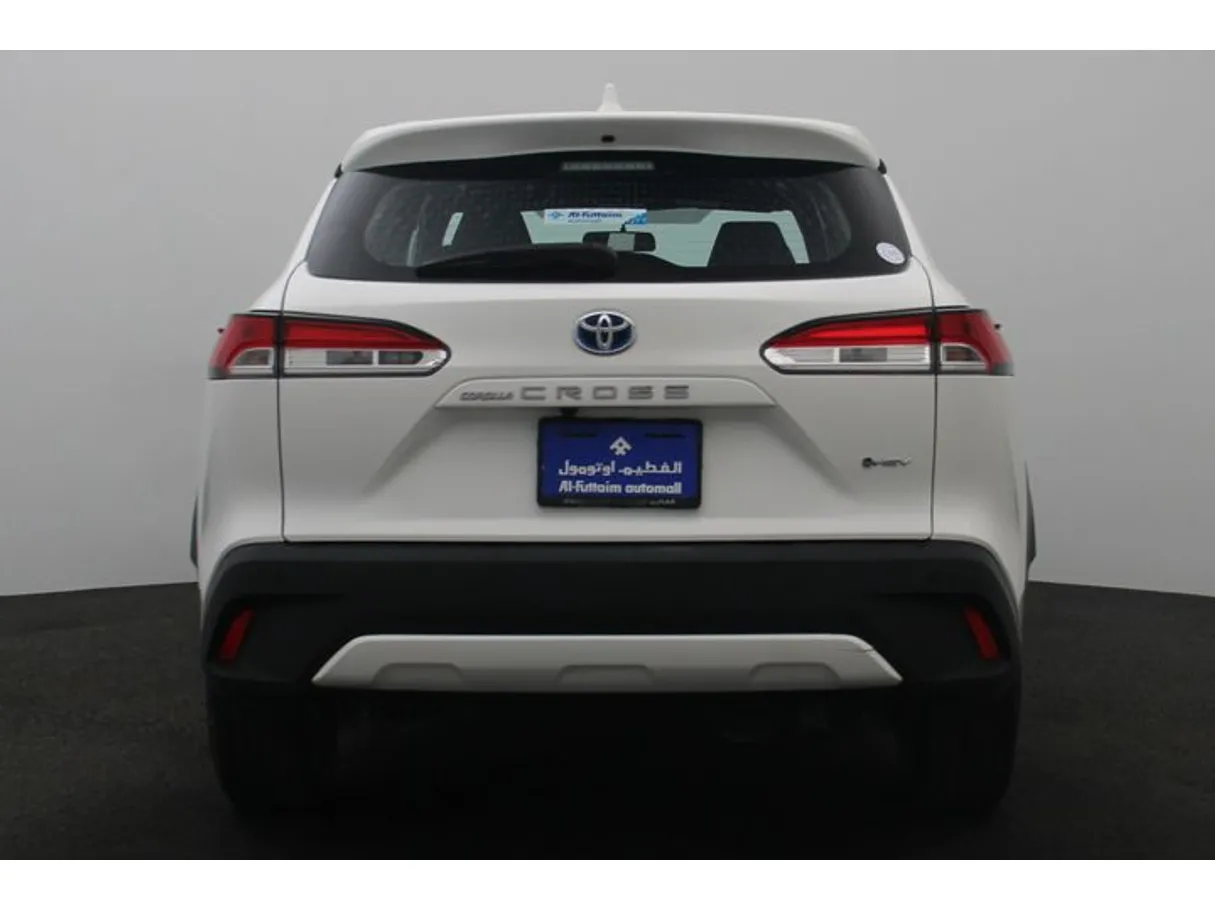 Car image 12