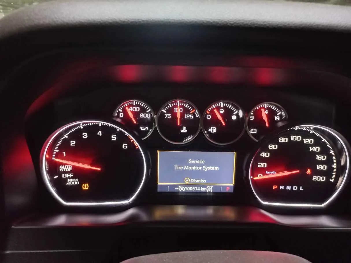 Car image 18