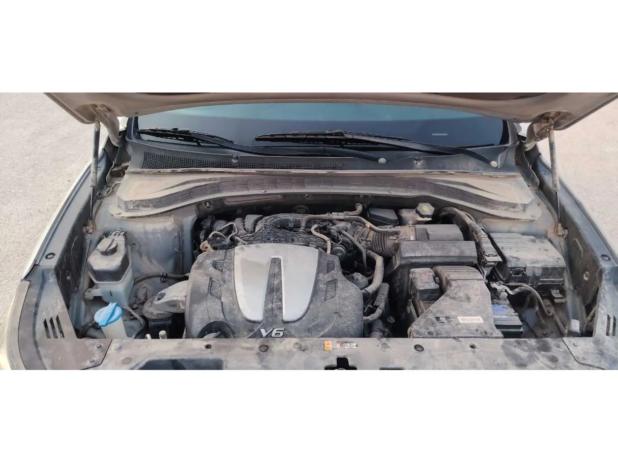 Car image 32