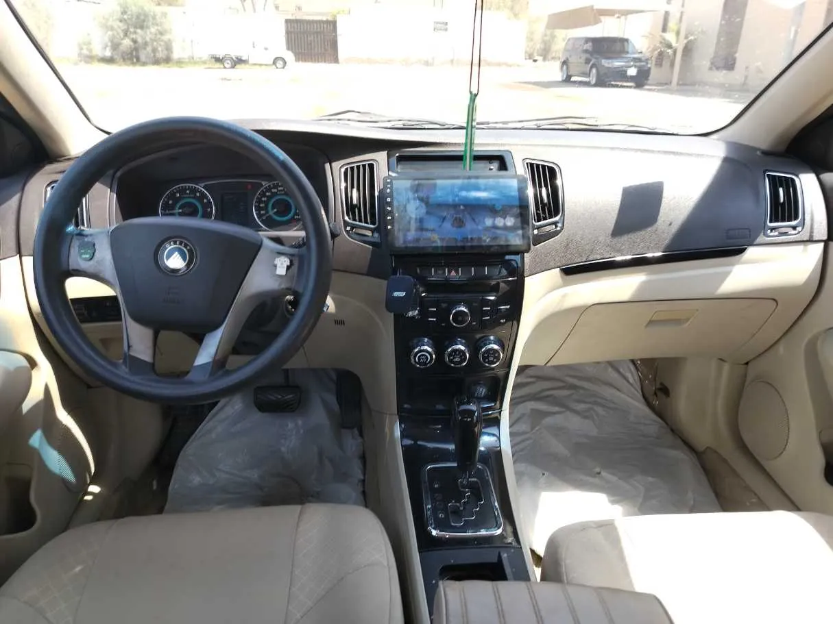 Car image 21