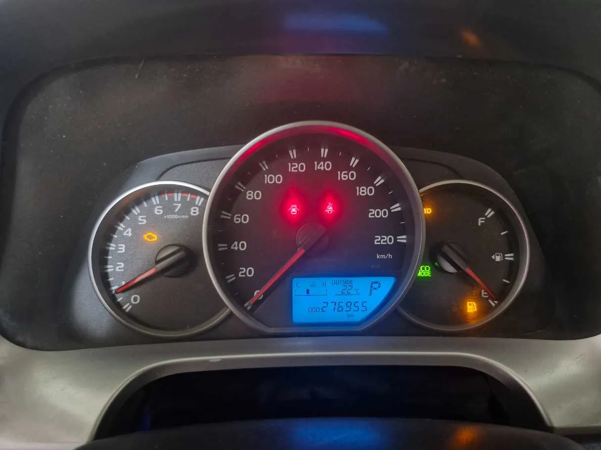 Car image 19