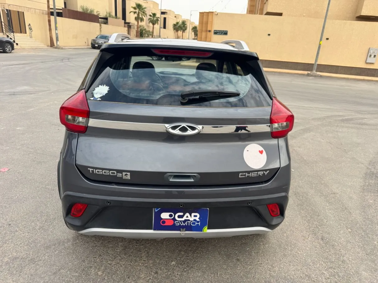 Car image 6