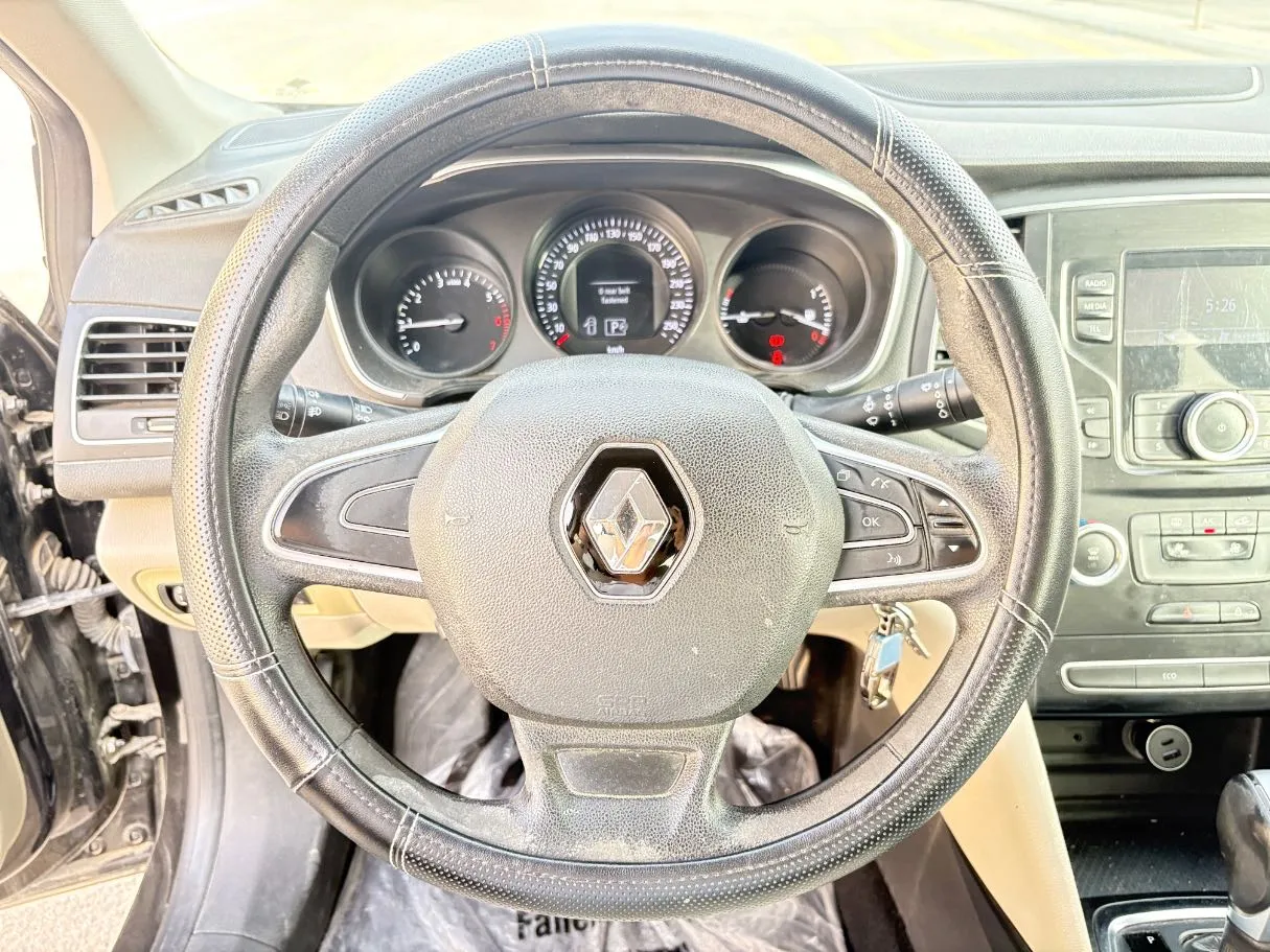 Car image 22