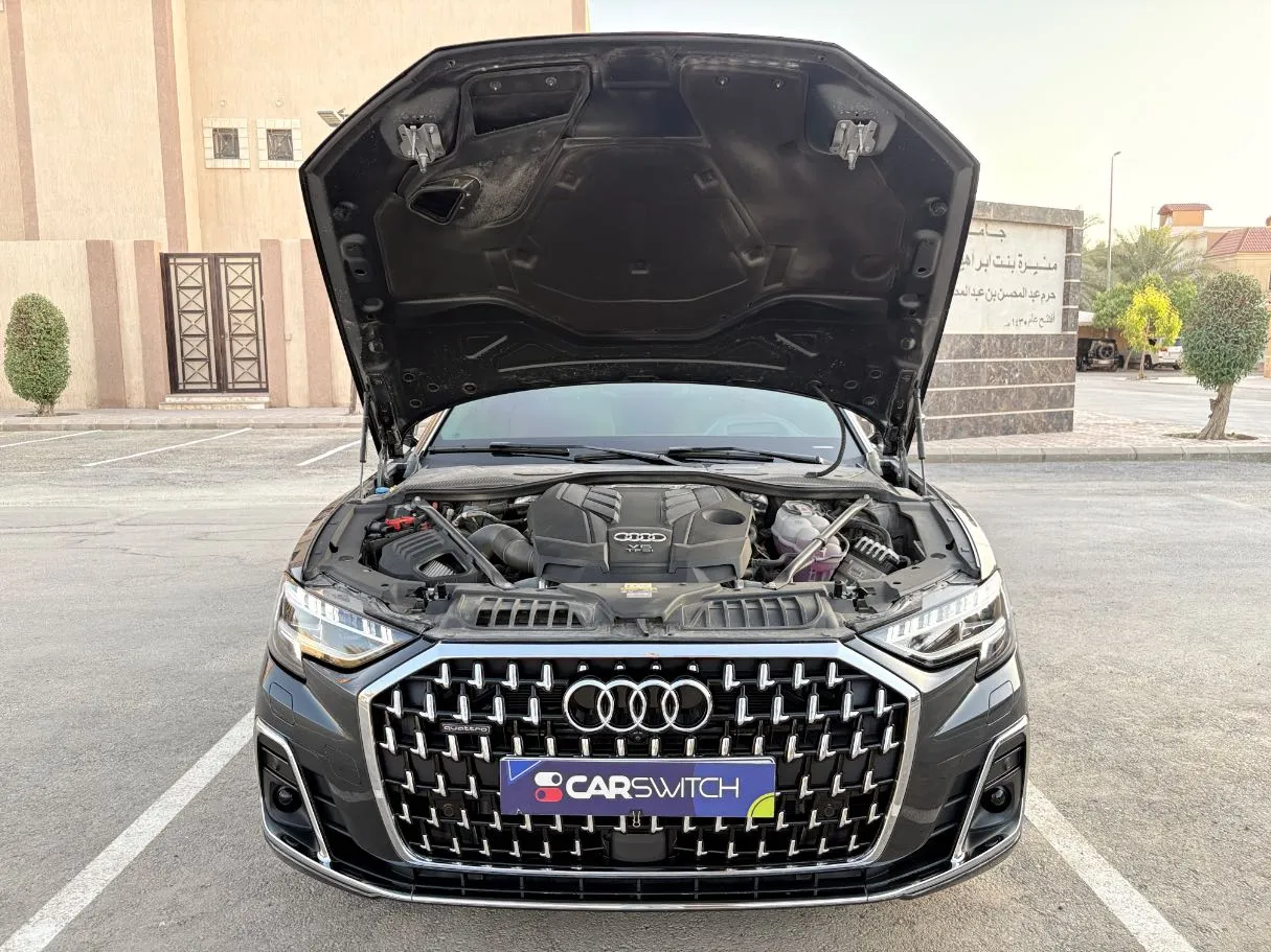 Car image 35