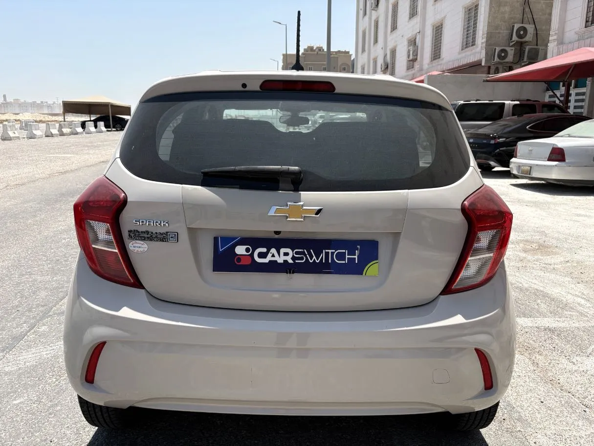 Car image 6