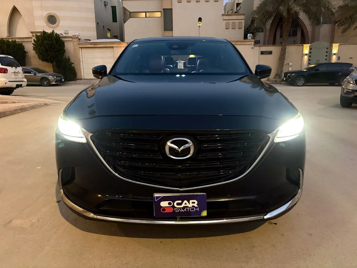 Car image 2