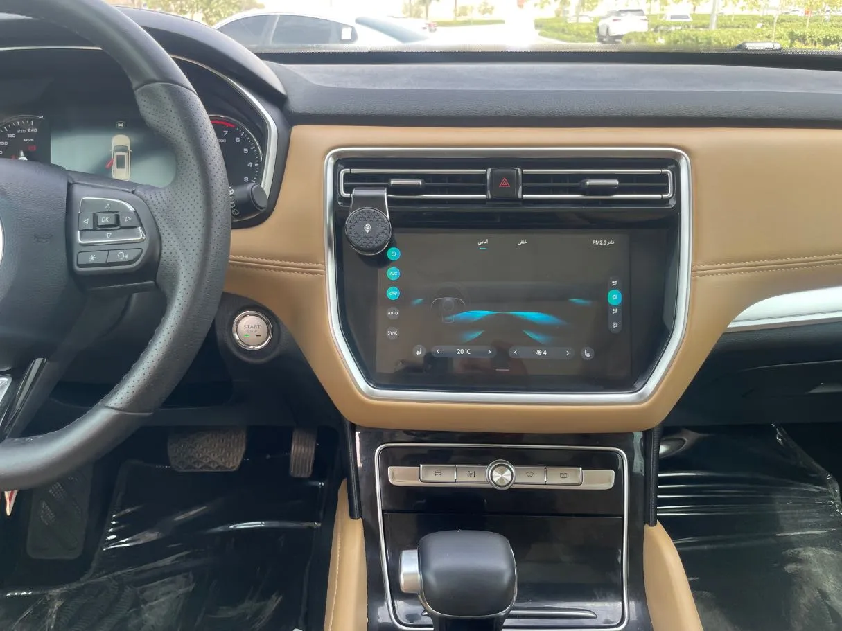 Car image 20