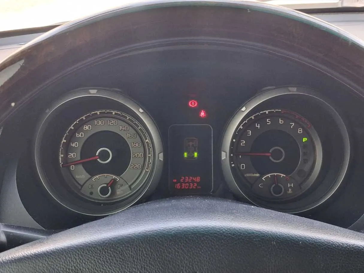 Car image 20