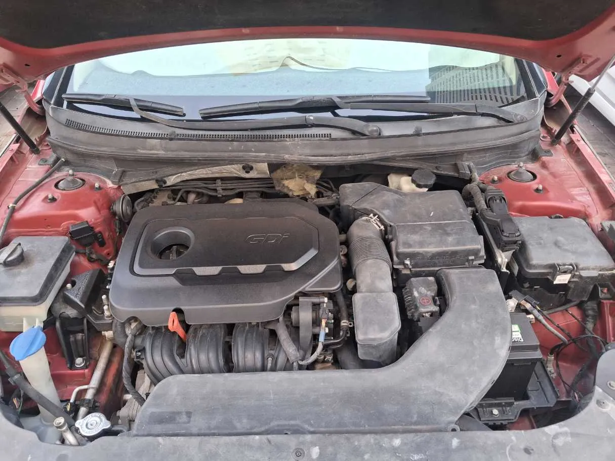 Car image 36