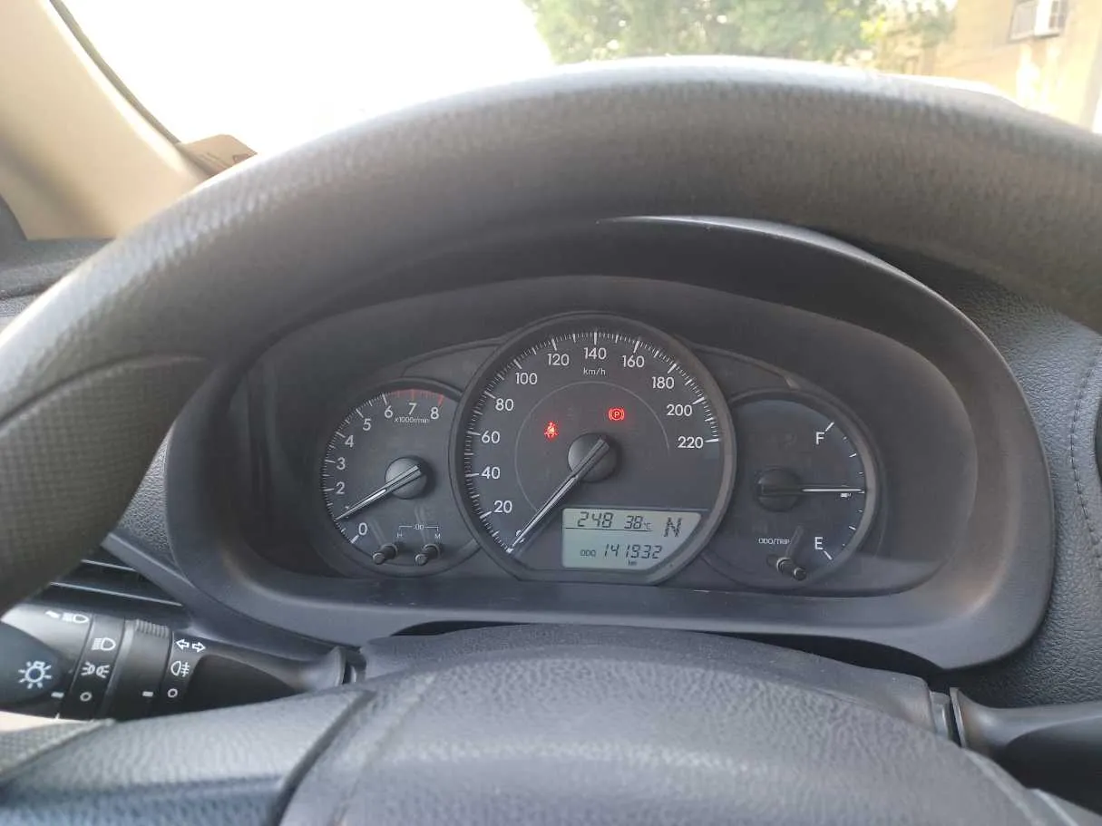 Car image 16