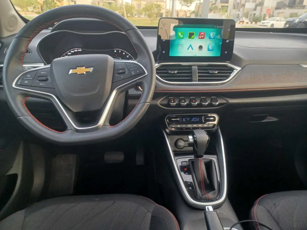 Car image 16