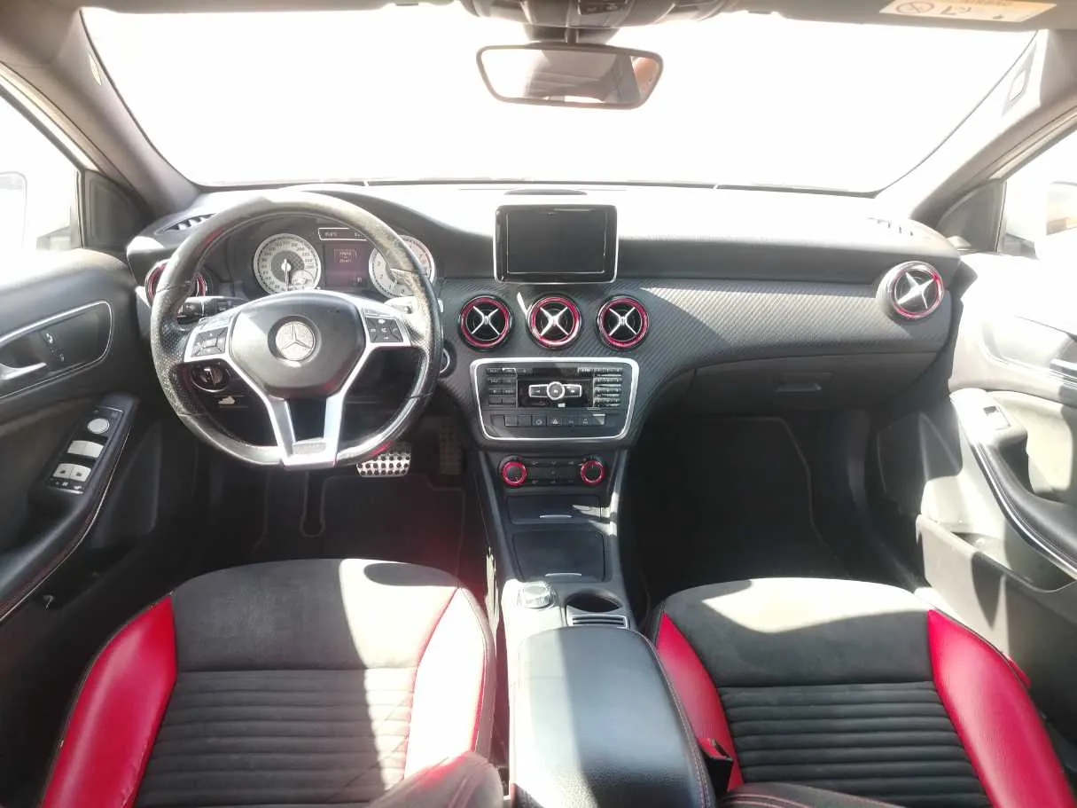 Car image 21