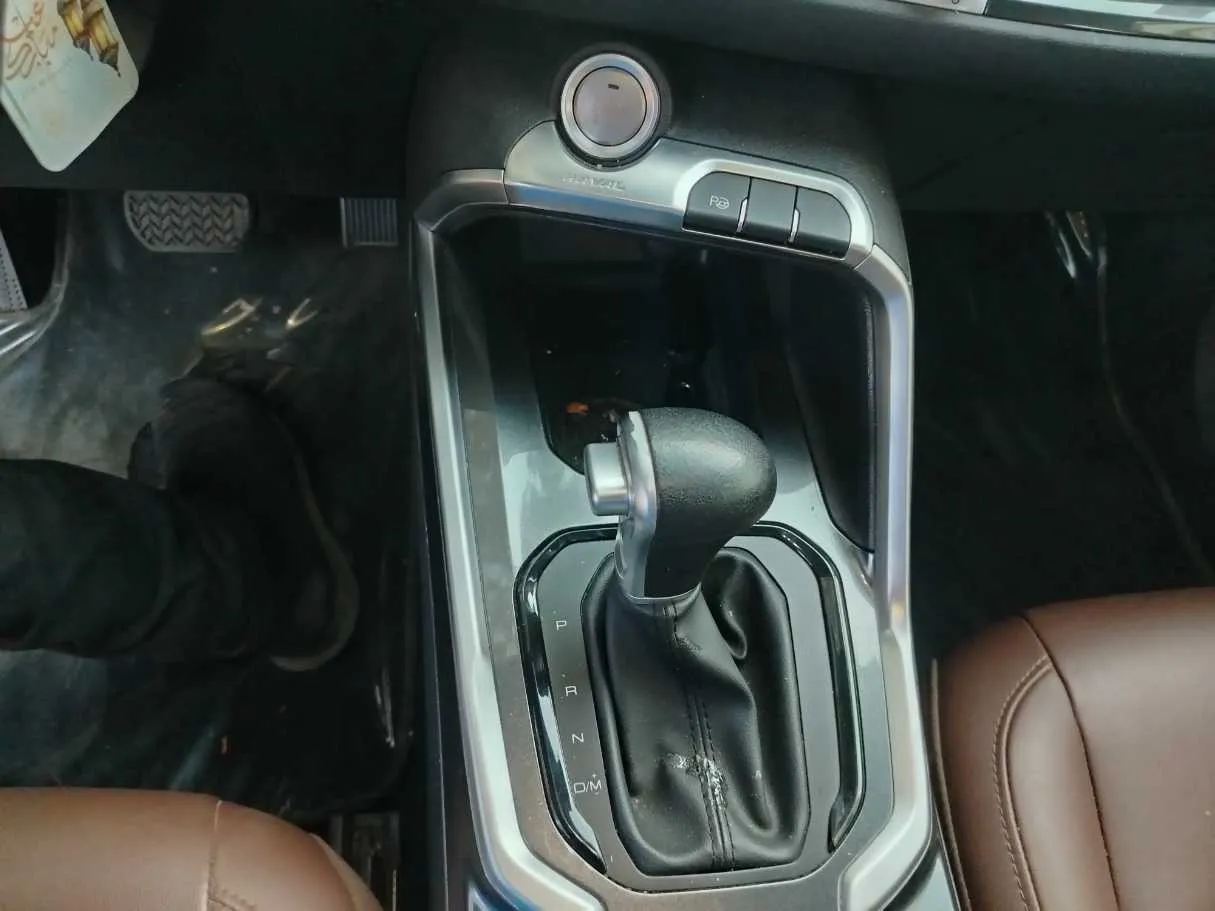 Car image 22
