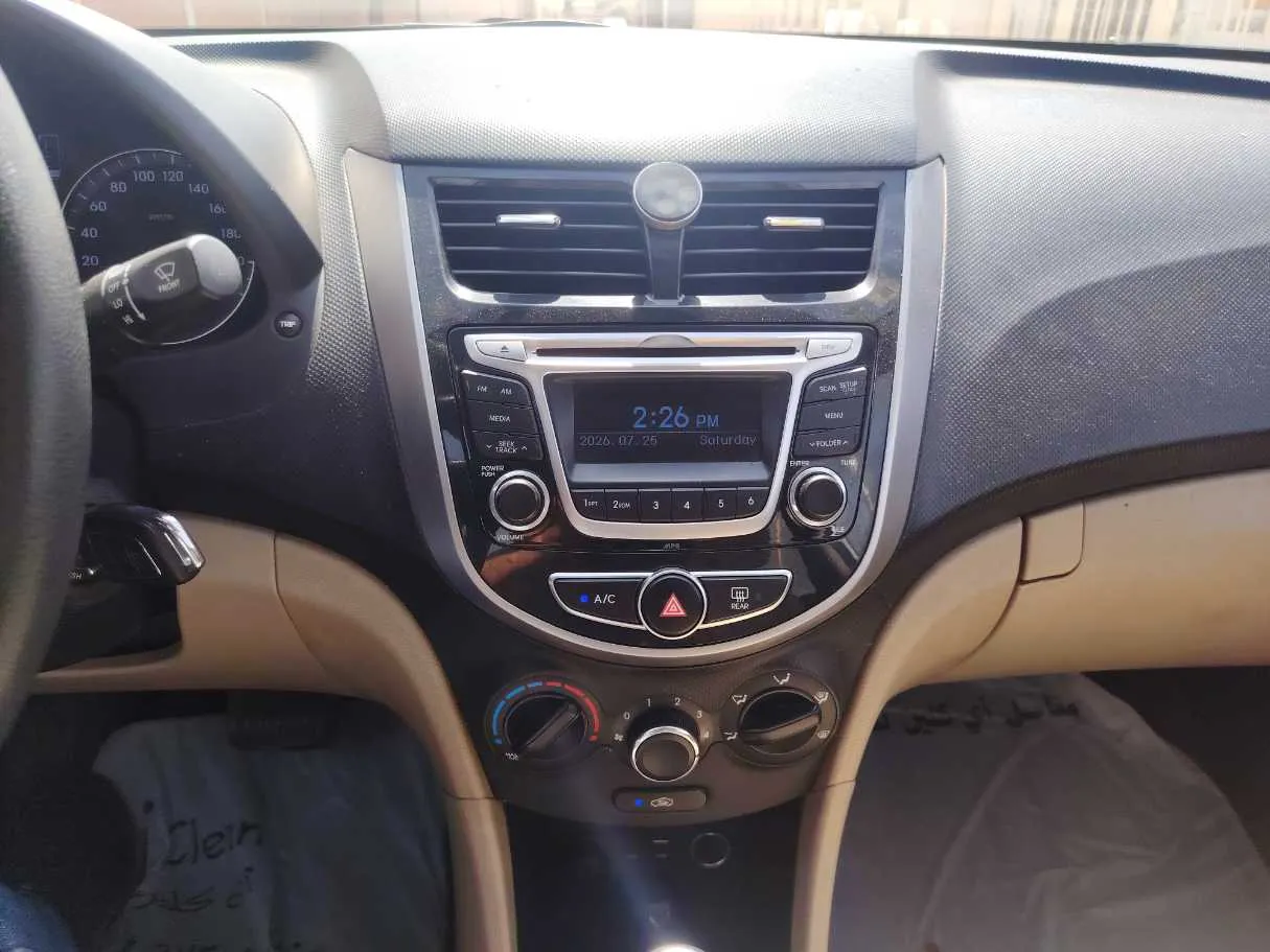 Car image 20