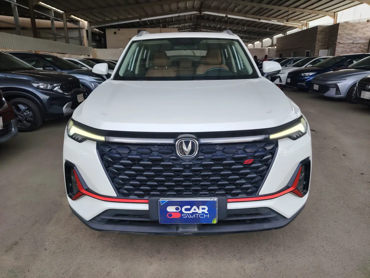 Car image 2