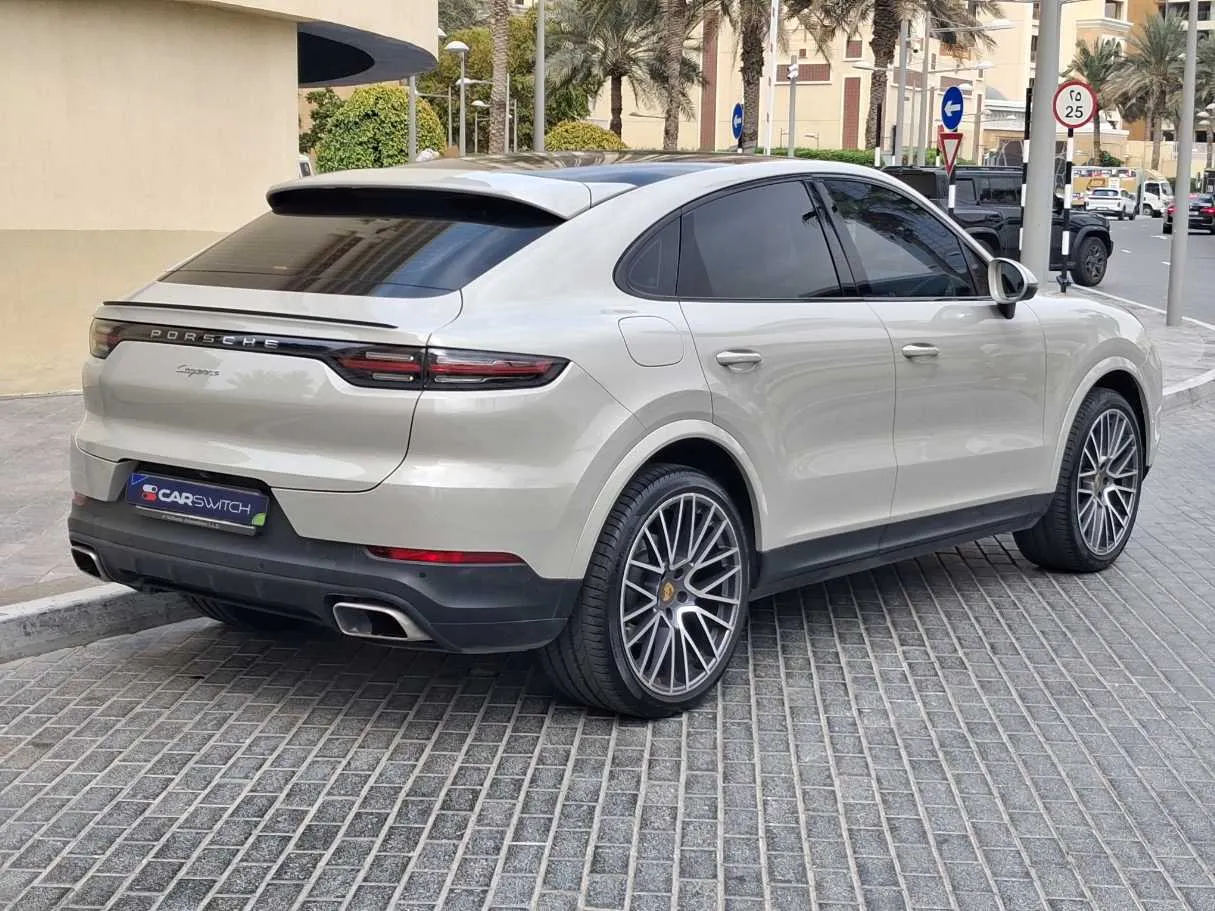Car image 7