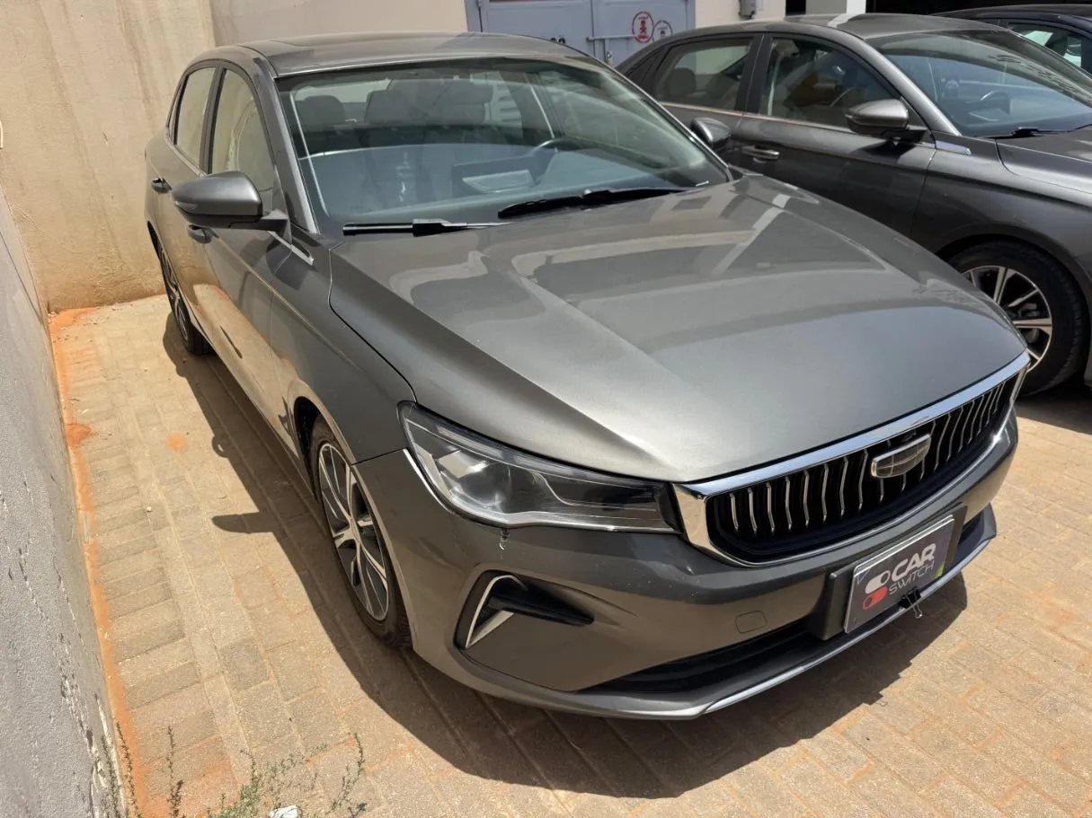 Car image 2