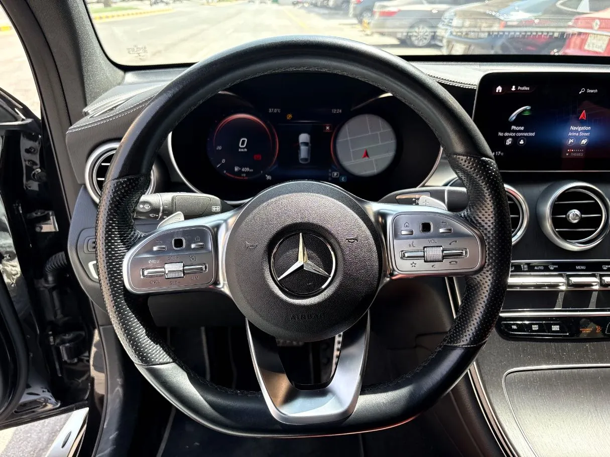Car image 22