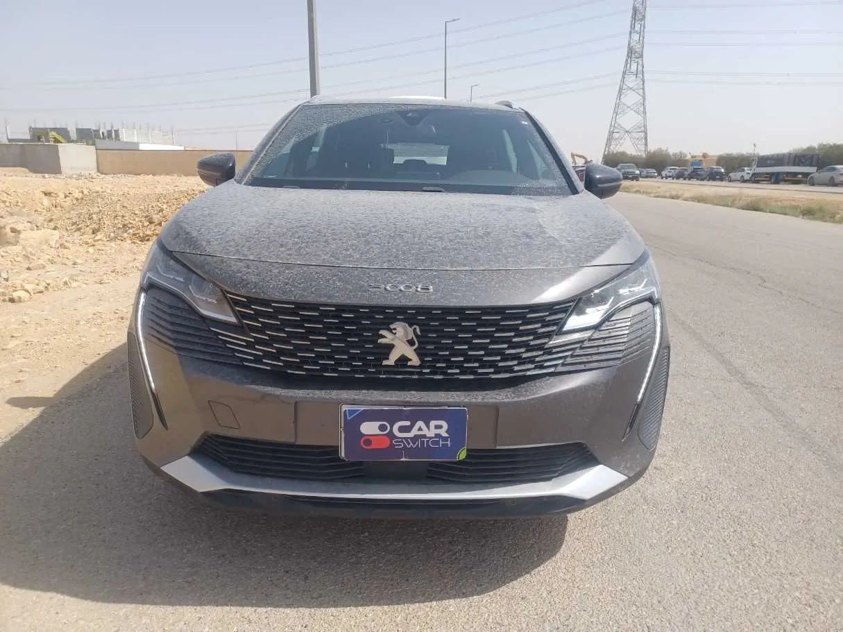 Car image 2
