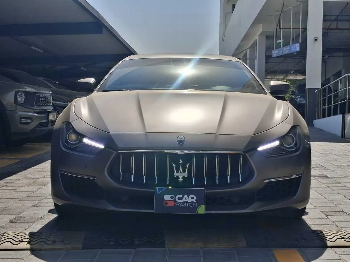 Car image 2