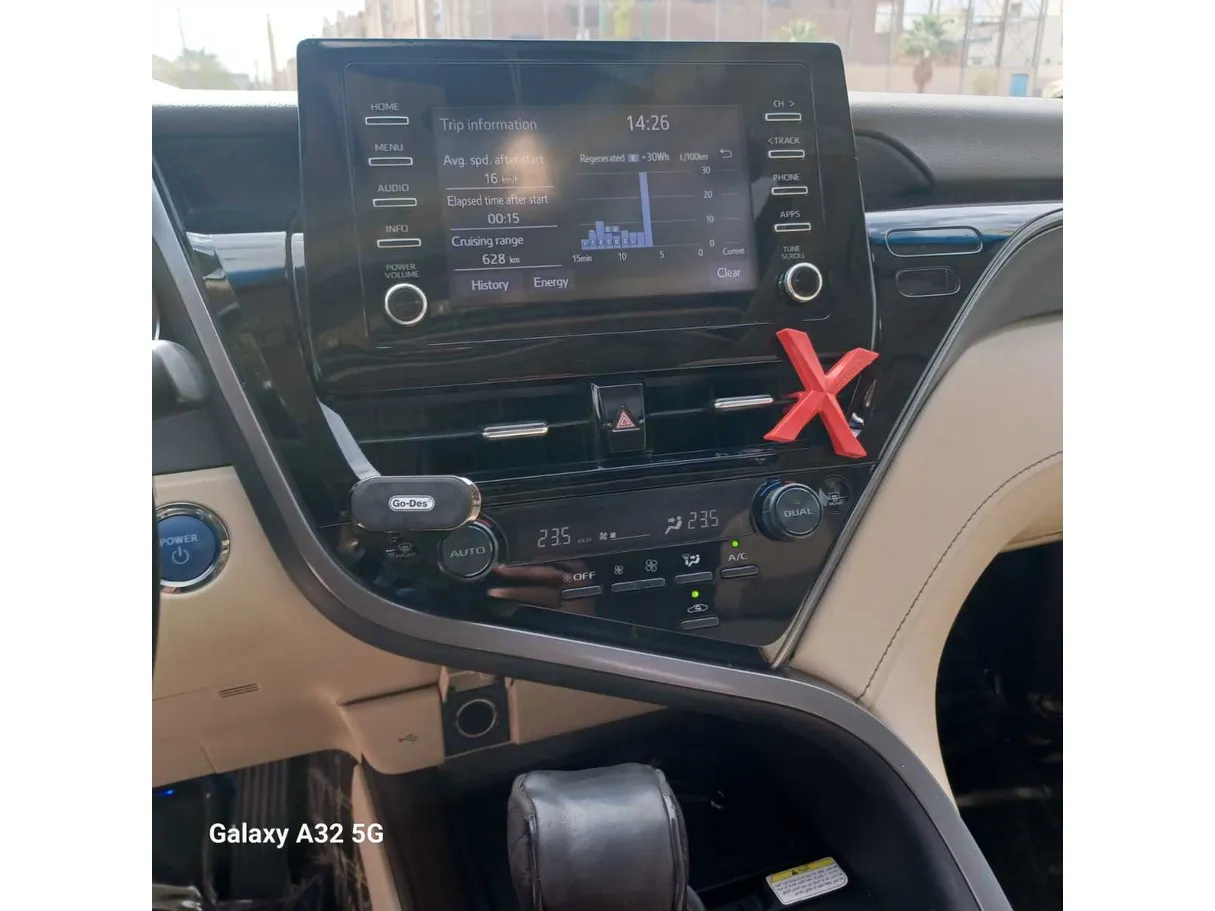 Car image 17