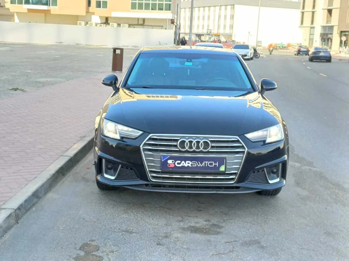 Car image 2