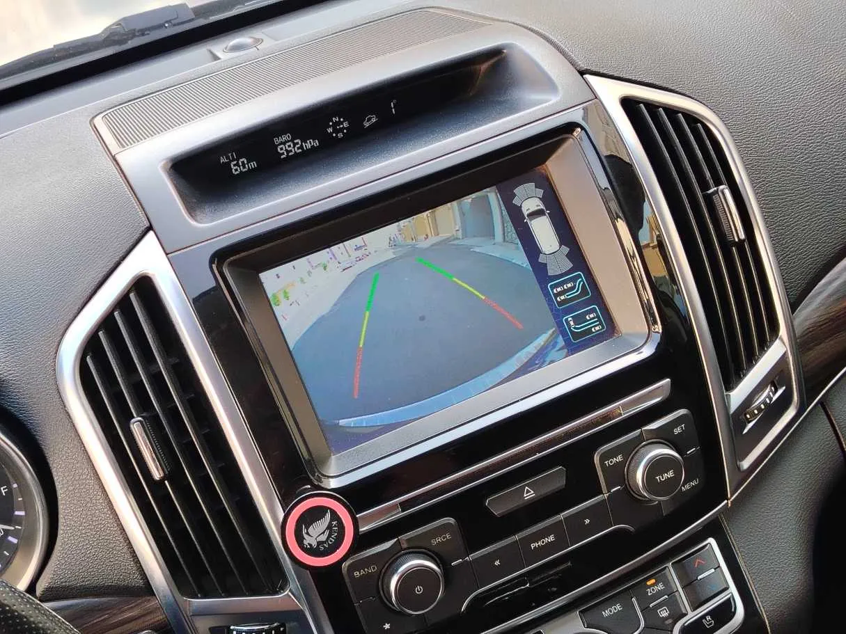 Car image 24
