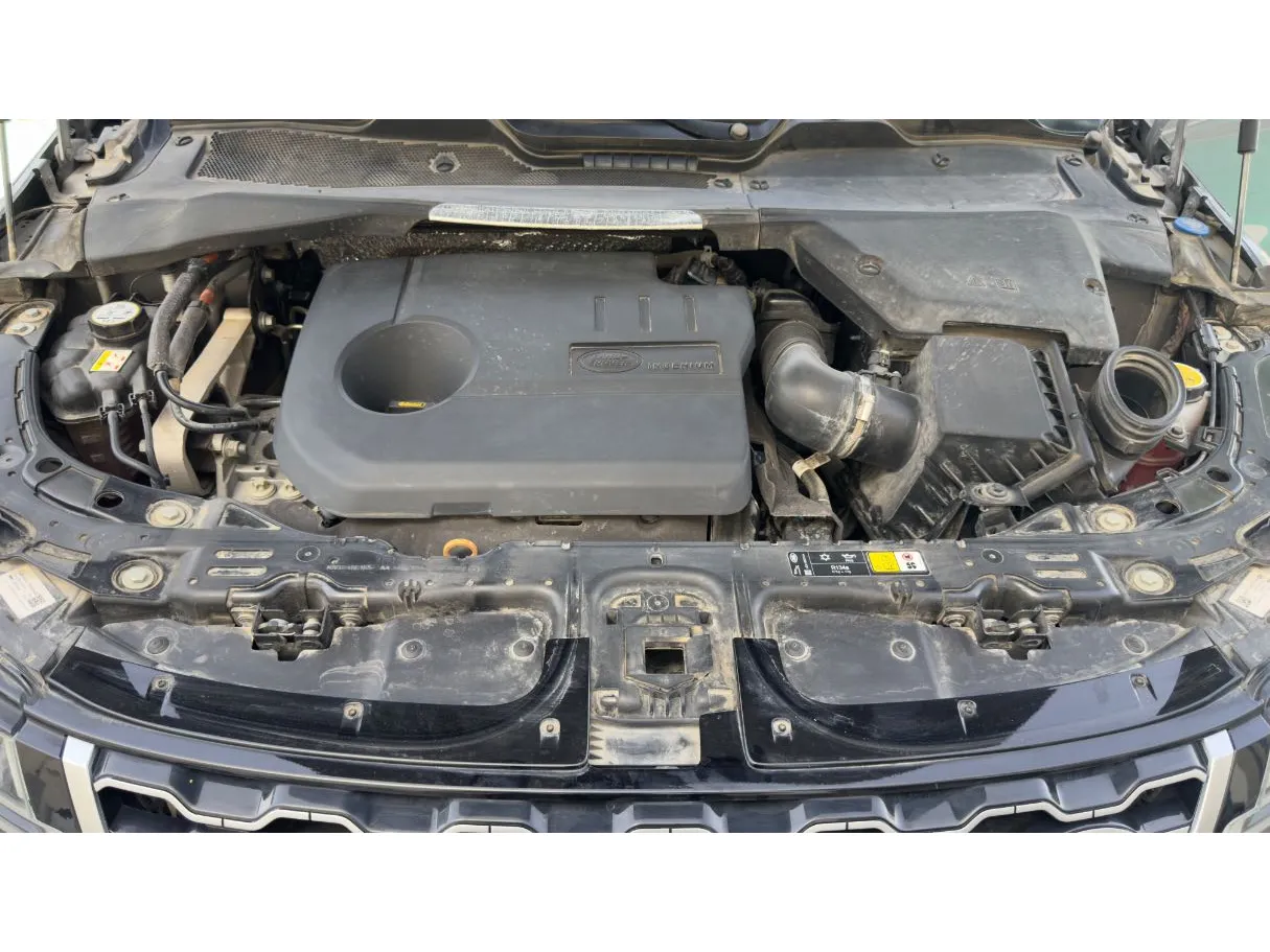 Car image 27