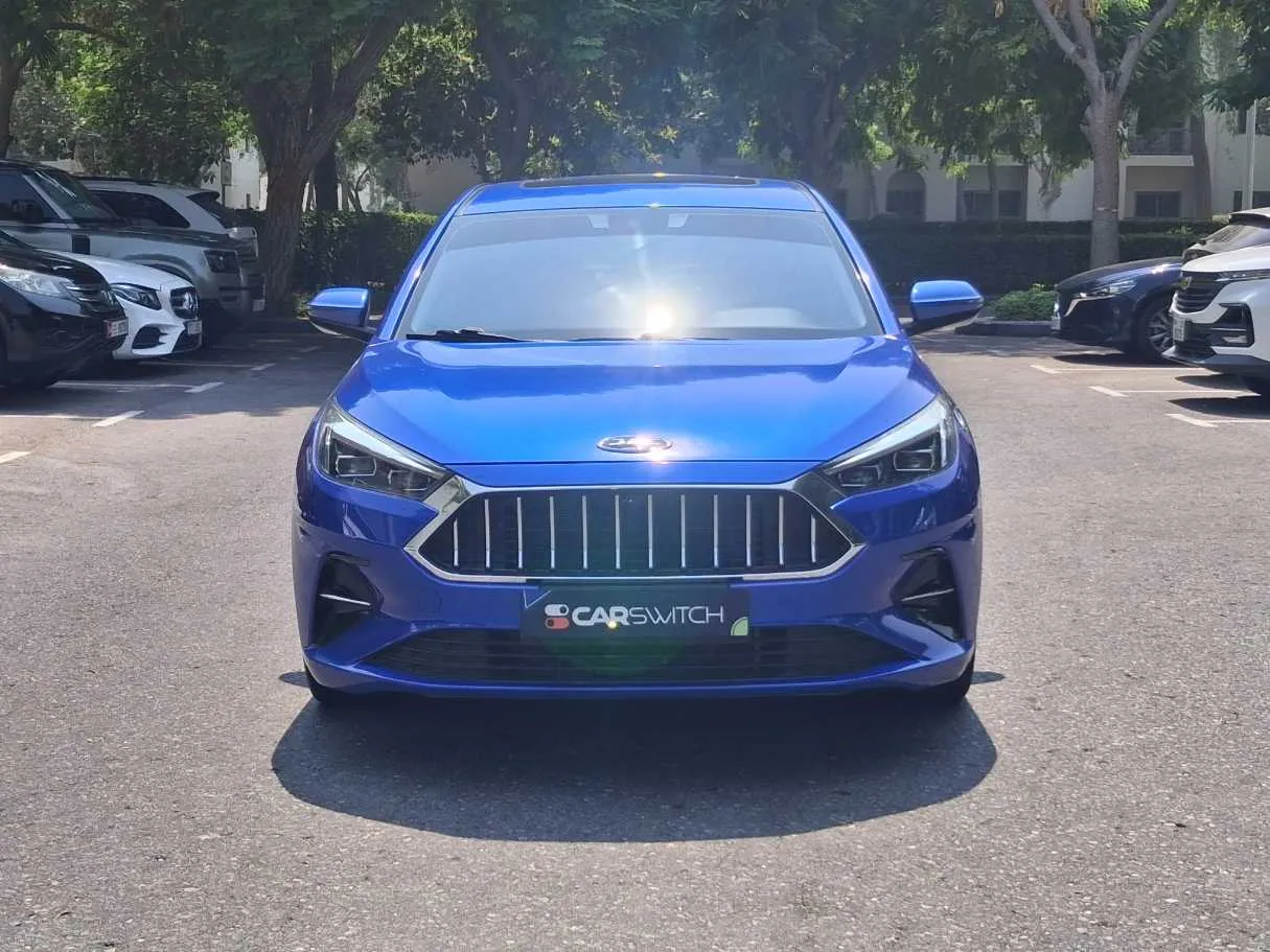 Car image 2