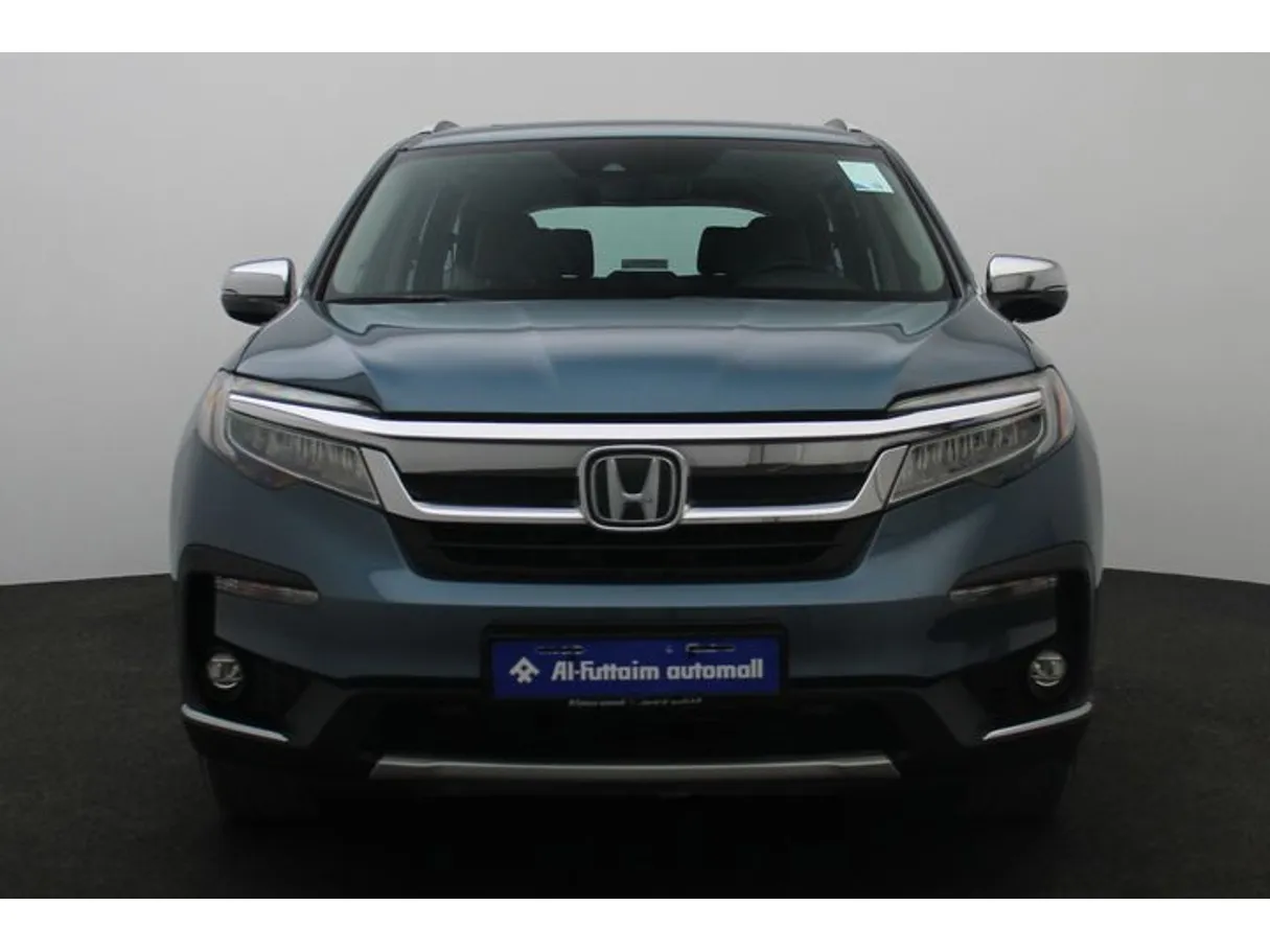 Car image 11