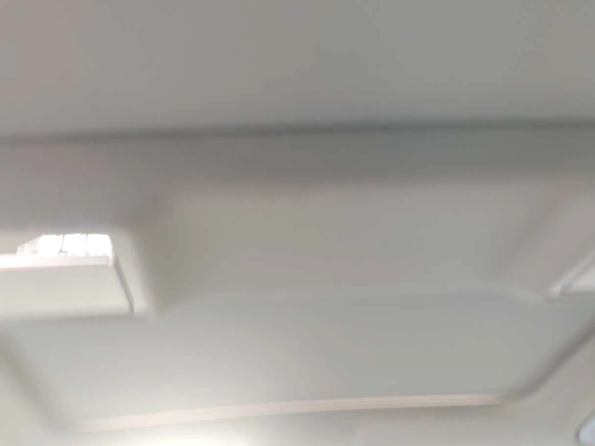 Car image 32