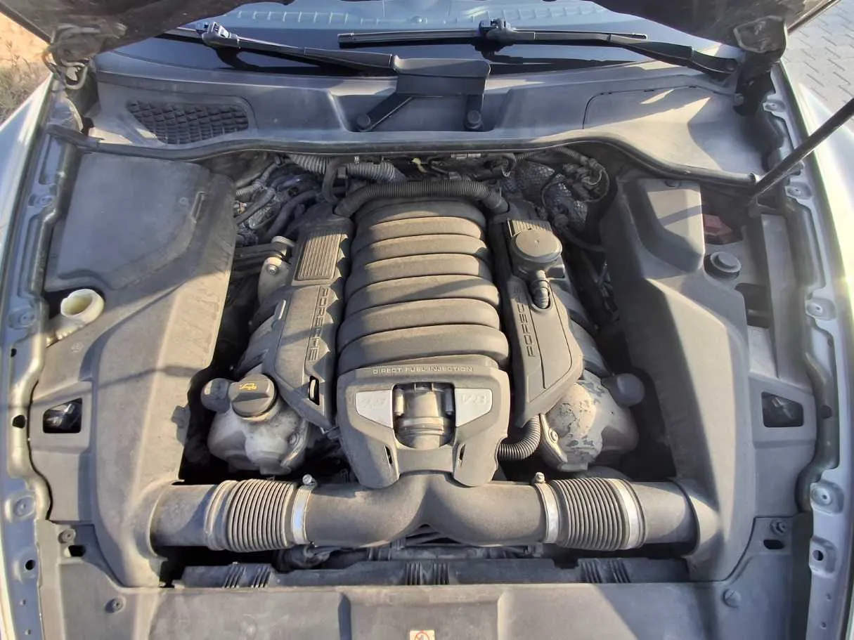 Car image 21