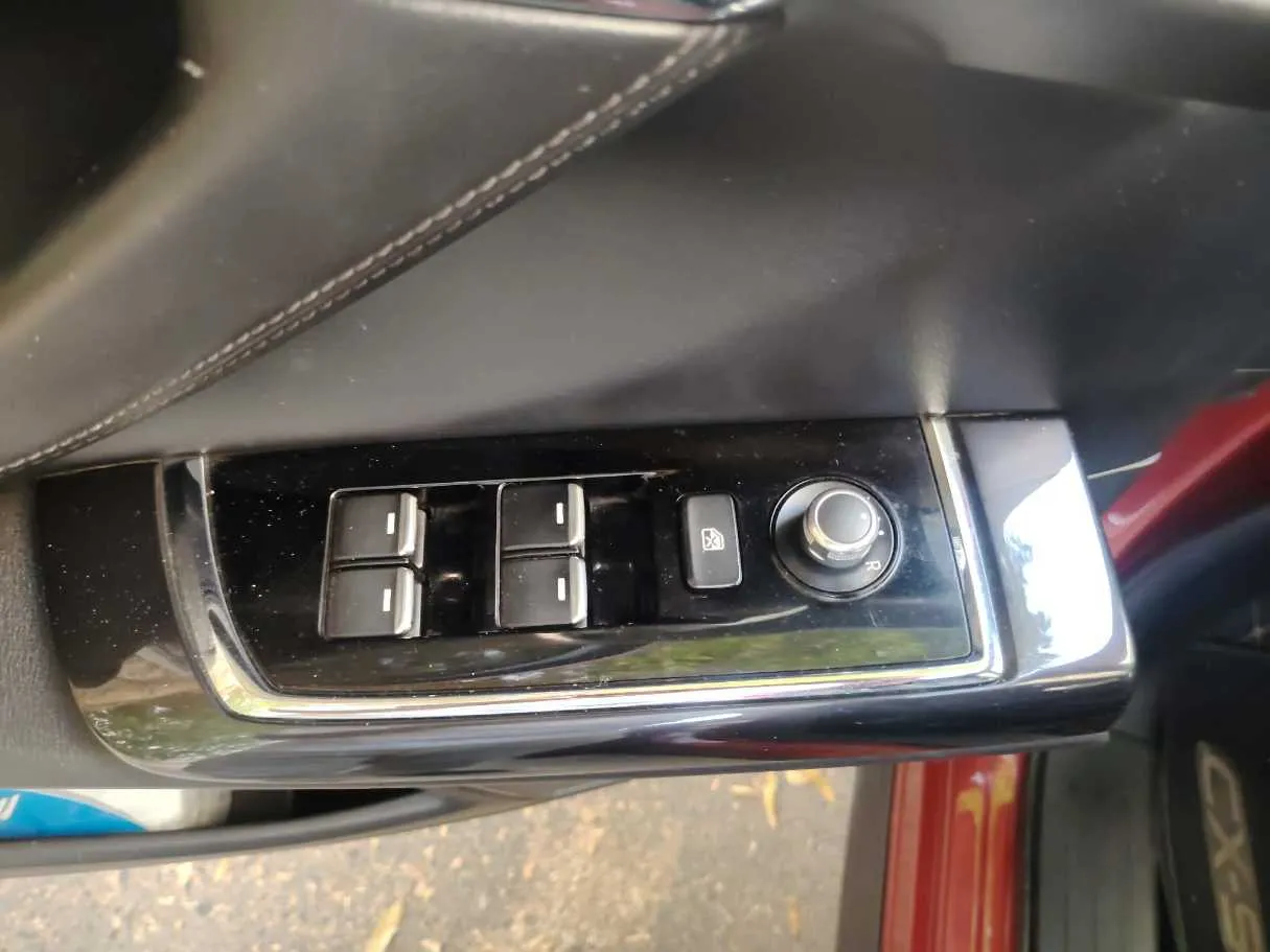 Car image 41