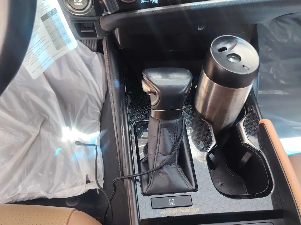 Car image 20