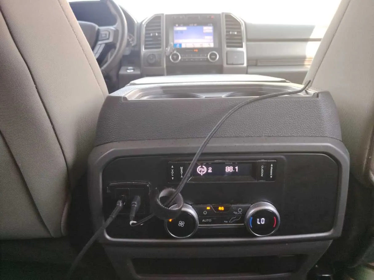 Car image 28
