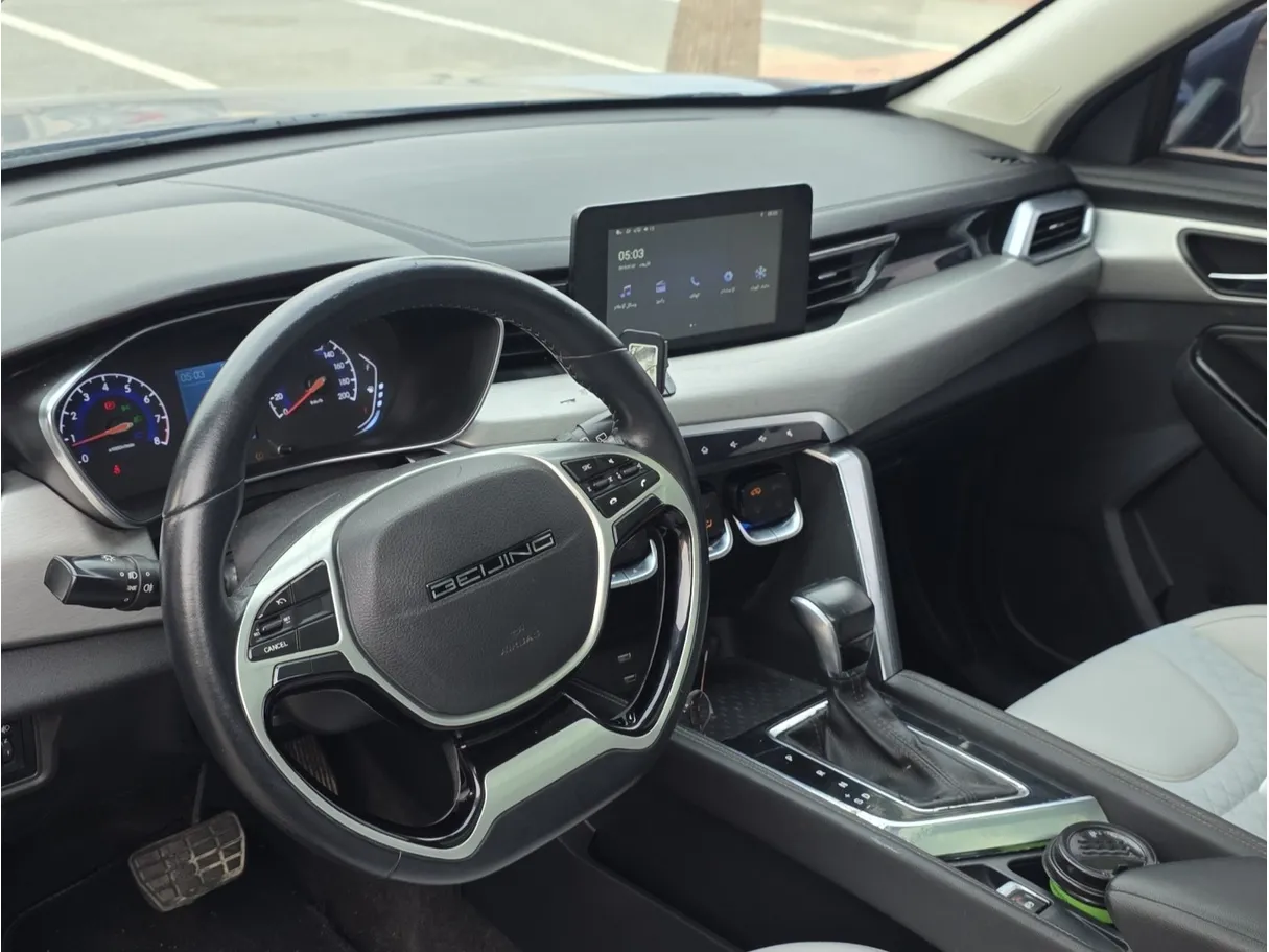 Car image 7