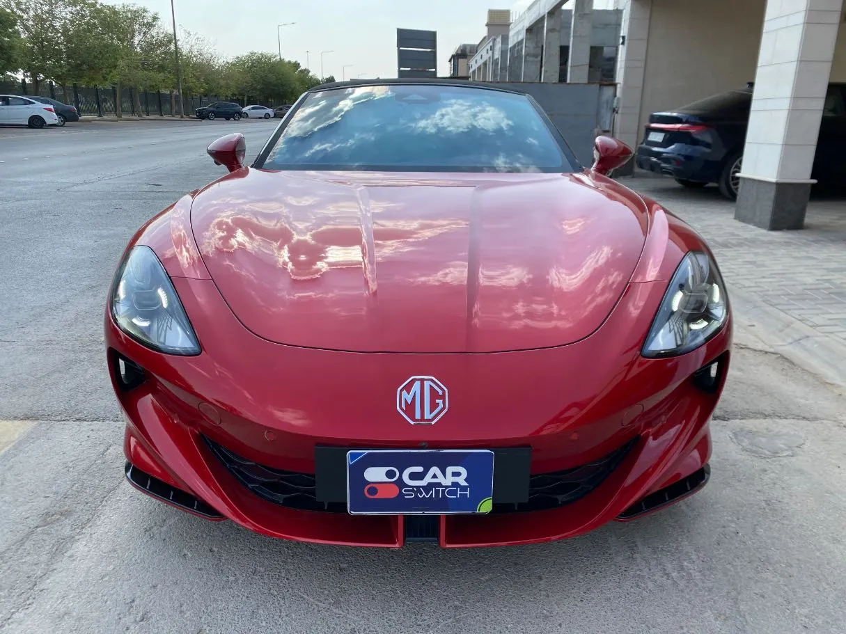 Car image 2