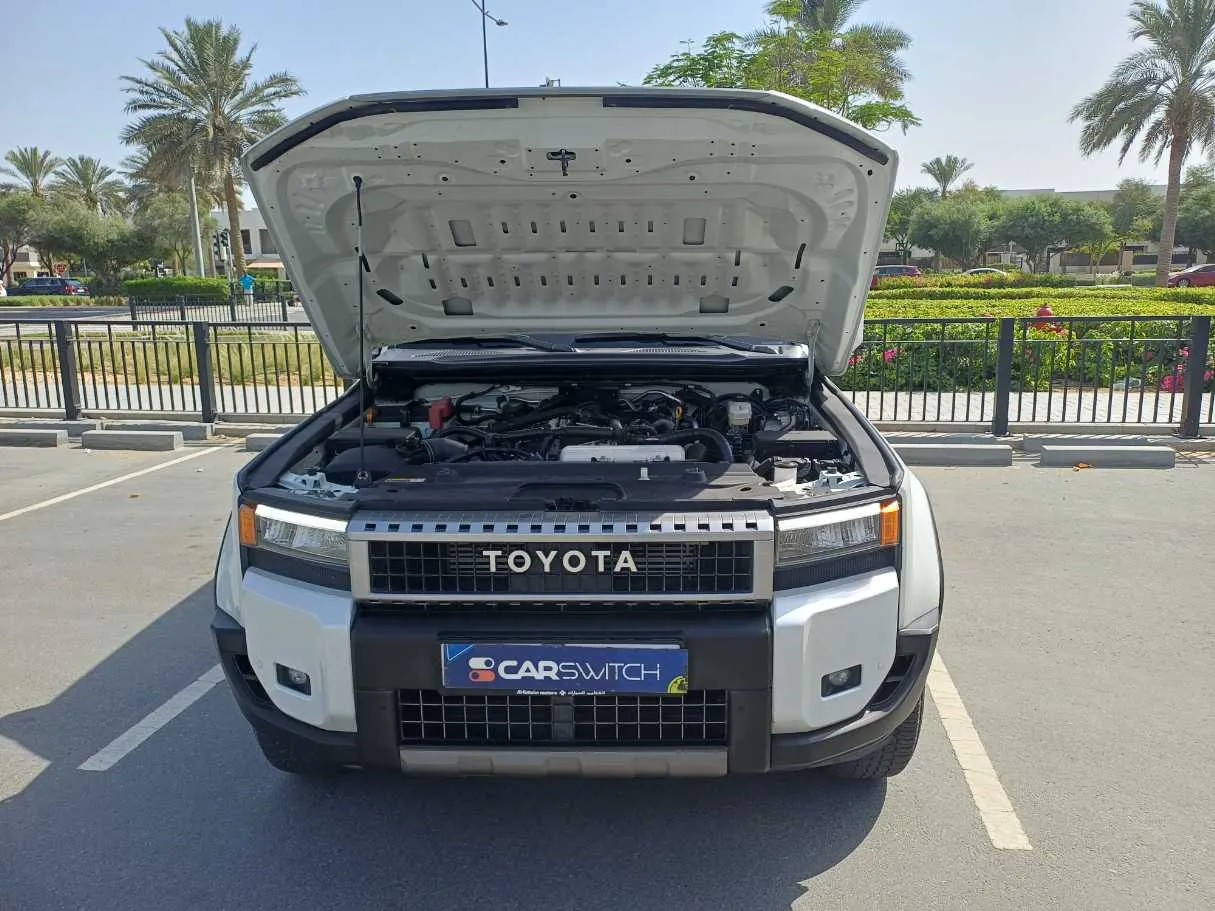Car image 23